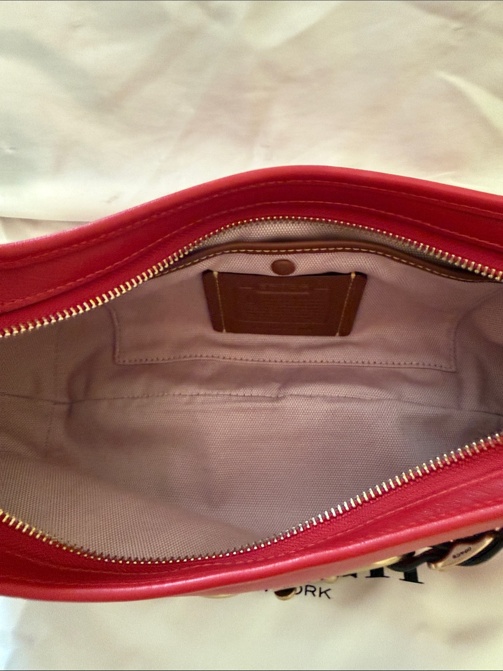 ❤️Coach Pre Owned Poppy Red Leather Belted Ergo Shoulder Bag with Brass Hardware - Picture 7 of 10